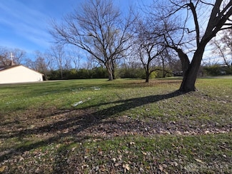 144 Pomeroy Ave, Dayton, OH 45417