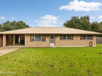 812 Oak St, Scott, LA 70583