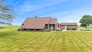 8554 S 450 W, South Whitley, IN 46787