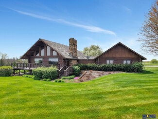 15801 Lakeside Estates Dr, Crete, NE 68333