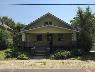 1024 Mcpherson St, Trenton, MO 64683