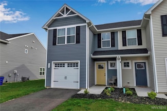 156 South Dr, West Seneca, NY 14218