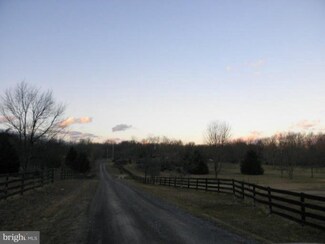 96 Marsh Ln, White Post, VA 22663