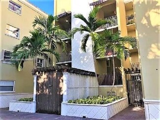 444 SW 4th St Unit 102, Miami, FL 33130