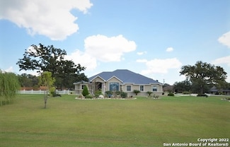 101 Auburn Cove, La Vernia, TX 78121