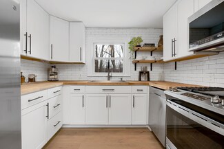 61 Mayland St, Portland, ME 04103