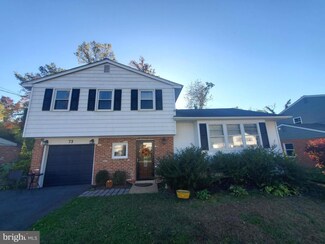 73 W Cherokee Dr, Newark, DE 19713