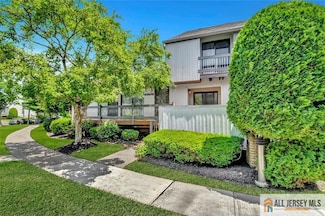 22 Witch Hazel Ct Unit 2, Monmouth Junction, NJ 08852