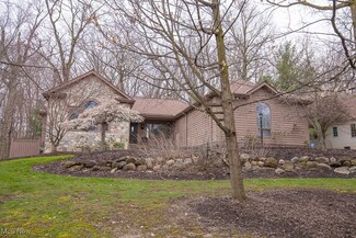 8250 Creekside Trace, Broadview Heights, OH 44147