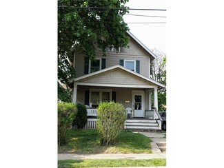 153 Hollinger Ave, Akron, OH 44302