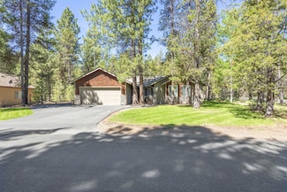 55565 Wagon Master Way, Bend, OR 97707