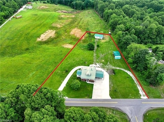 2416 Old Pipers Gap Rd, Cana, VA 24317