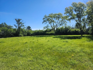 1125 Longmeadow Rd, Northbrook, IL 60062