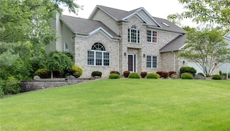 284 Kaylee Dr, Wadsworth, OH 44281