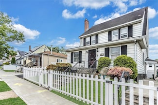 190-30 103rd Ave, Hollis, NY 11423