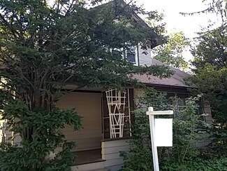 305 S Randall Ave Unit 2, Madison, WI 53715