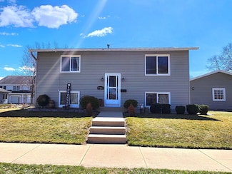 906 16th St SE, Rochester, MN 55904
