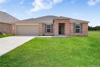 8098 Caden Ln, Iowa, LA 70647