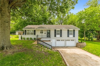 7201 E 130th Terrace, Grandview, MO 64030