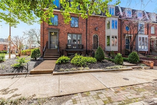 4502 Pershing Place, Saint Louis, MO 63108