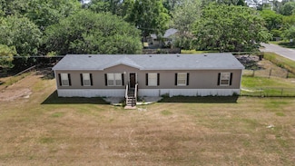 101 Liberty St, Bonneau, SC 29431