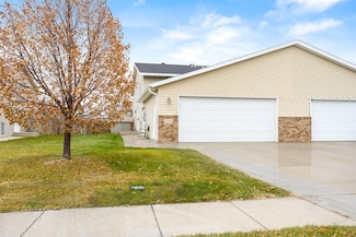 4758 Townsite Place S, Fargo, ND 58104