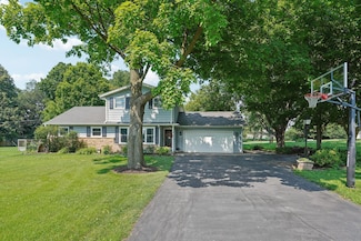 4131 S Church Dr, New Berlin, WI 53151