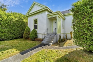 3203 California St, Eureka, CA 95503