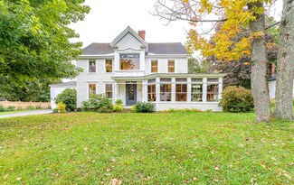 27 Church St, Gorham, ME 04038