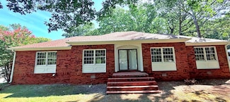 1414 Hillwood Cir, Lafayette, TN 37083