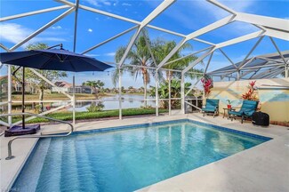 8233 Xenia Ln, Naples, FL 34114