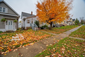 109 W Wisconsin Ave E, Gilbert, MN 55741