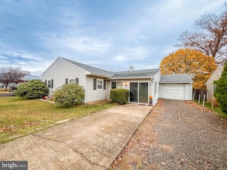 244 Guilford Rd, Fairless Hills, PA 19030