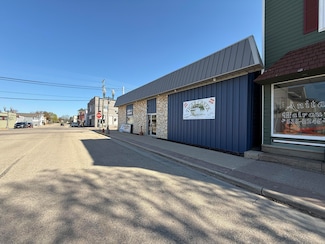303 Cedar St, Tigerton, WI 54486