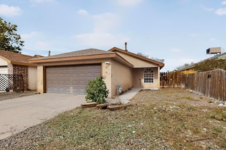 2020 Panda Dr SW, Los Lunas, NM 87031