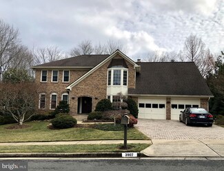 3907 Laro Ct, Fairfax, VA 22031