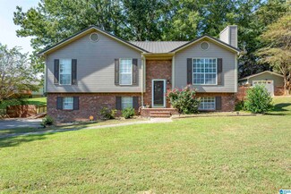 92 Bel Air Cir, Pleasant Grove, AL 35127