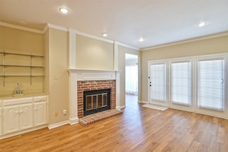 148 Cobblestone Row, Denton, TX 76207