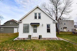 103 1st St NE, Dilworth, MN 56529