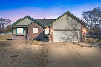 1300 Teri Ln, Sedgwick, KS 67135