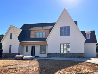 2259 Five Oaks Ln, Vestavia Hills, AL 35243