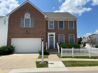 668 Boston Ct Unit 4, Ann Arbor, MI 48103