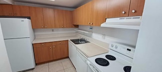 405 Executive Center Dr Unit 203, West Palm Beach, FL 33401