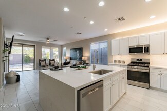 41408 N Bent Creek Way, Phoenix, AZ 85086