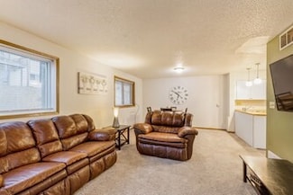 740 Westwinds Dr Unit 2, Iowa City, IA 52246