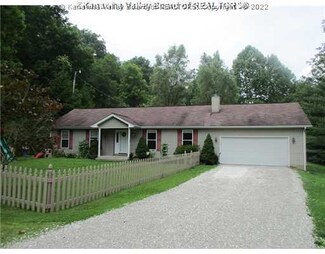 131 Stoffel Rd, Elkview, WV 25071