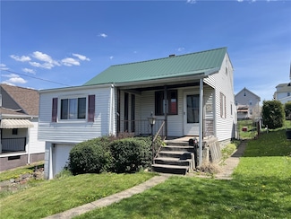 201 Clarendon Ave, Uniontown, PA 15401