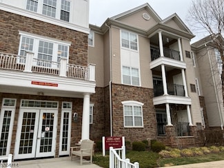 4204 Enclave Cir Unit 14204, Somerset, NJ 08873