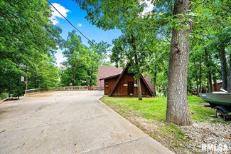 90 Oakridge Ct, Dahinda, IL 61428