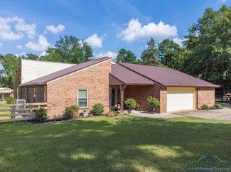 550 E Mountain Rd, Longview, TX 75604